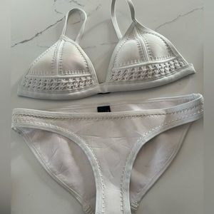 white triangl bikini